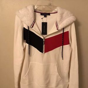Tommy Hilfiger $79.50  Half Zip Hoodie Size M NWT